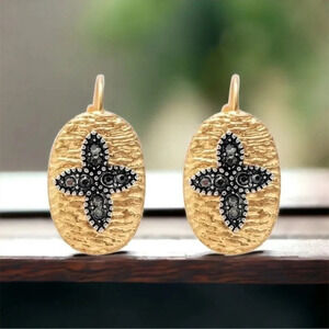 HP! 🎉 Hematite Medallion Earrings Boho Flourish Gold 14k